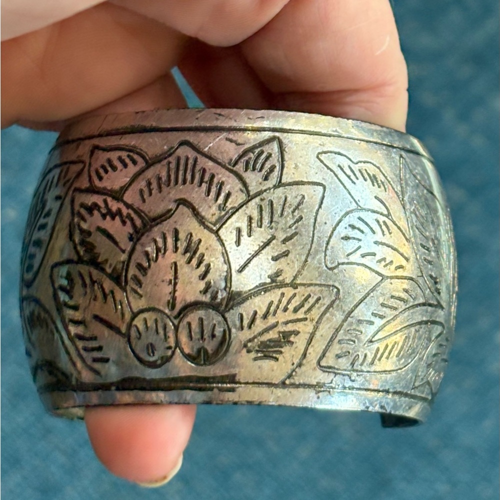 Floral Engraved Silver Cuff bracelet